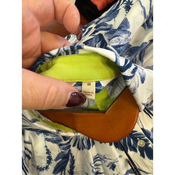 Soft Surroundings Blue & White Fern Print Button Down Shirt sz M EUC - Picture 9 of 10